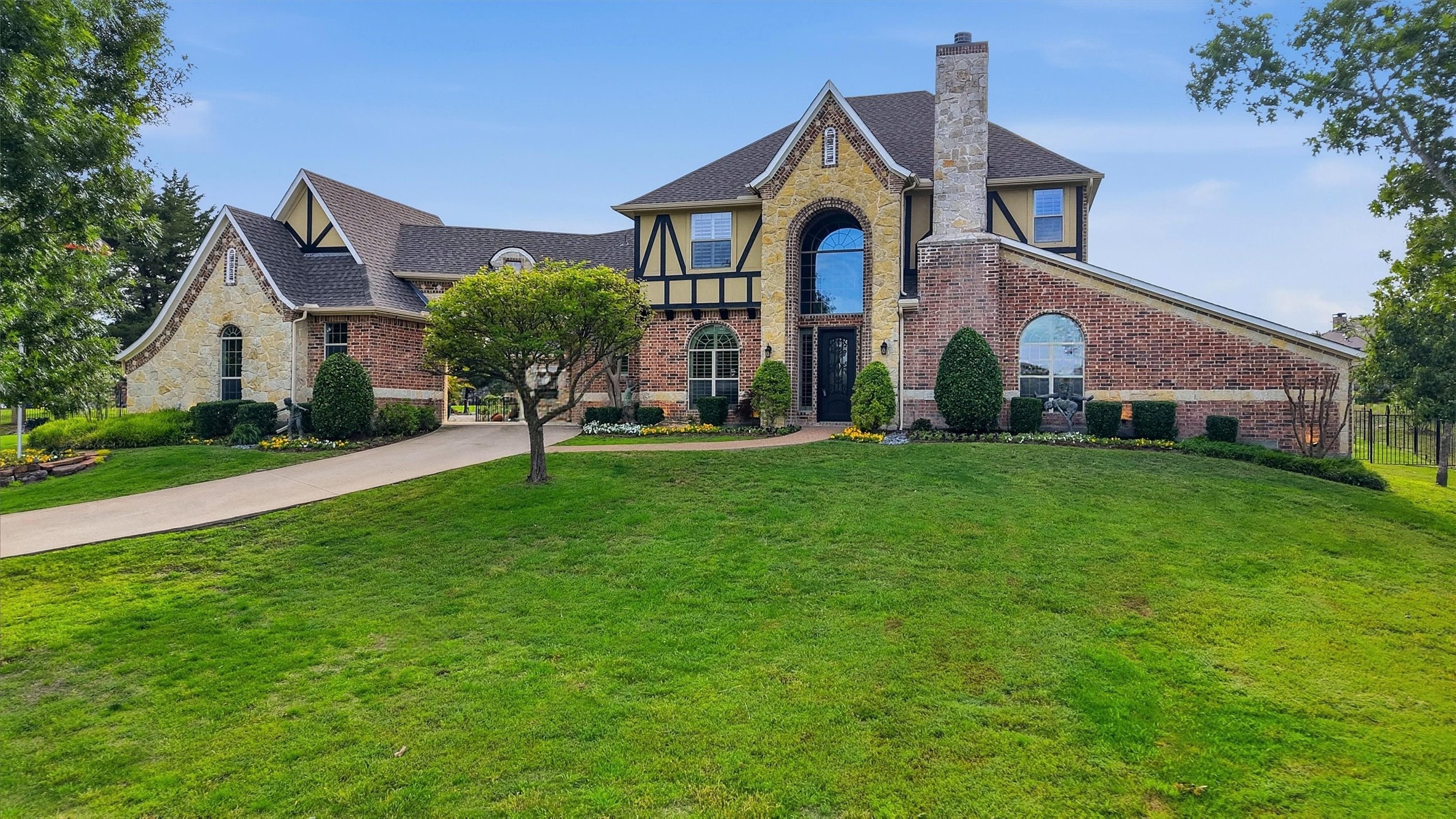 4637 Lake Breeze Drive Mckinney TX 75071