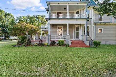 1020 W 3rd Avenue Corsicana TX 75110