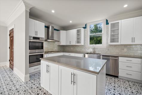 1020 W 3rd Avenue Corsicana TX 75110