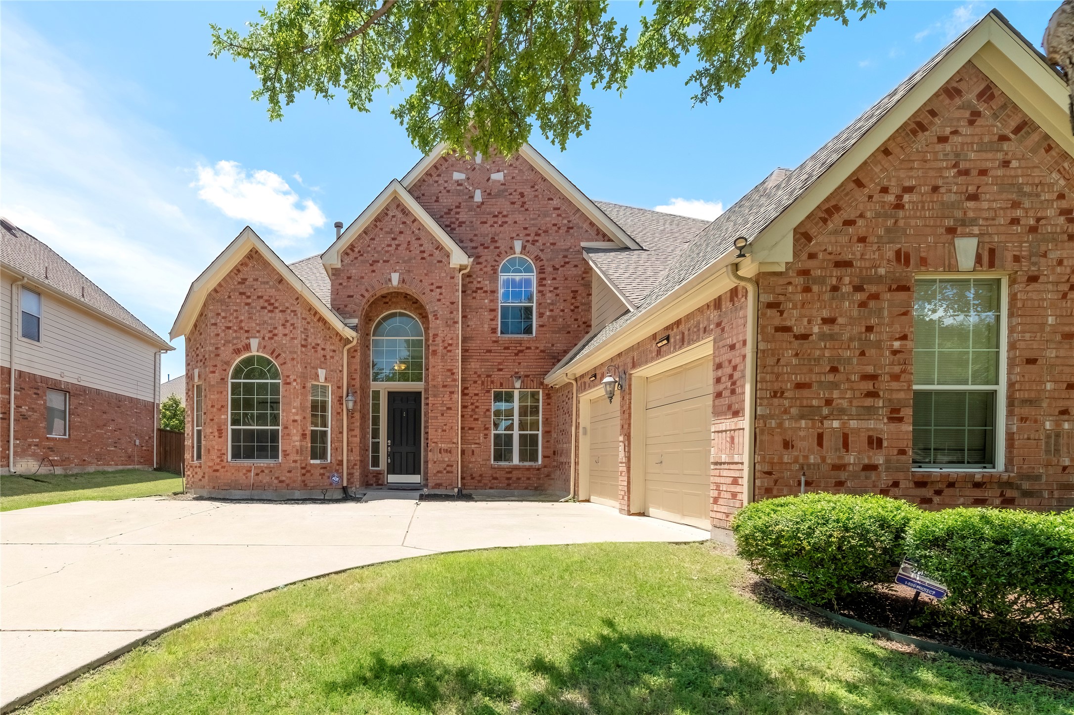 8913 Brook Hollow Drive Mckinney TX 75072