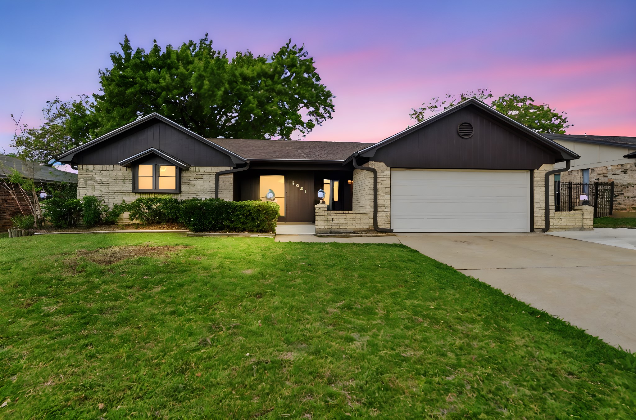 3021 Mossy Oak Lane Bedford TX 76021