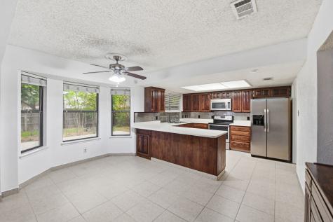 3021 Mossy Oak Lane Bedford TX 76021