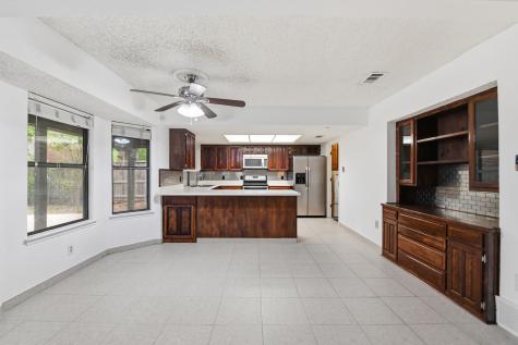 3021 Mossy Oak Lane Bedford TX 76021