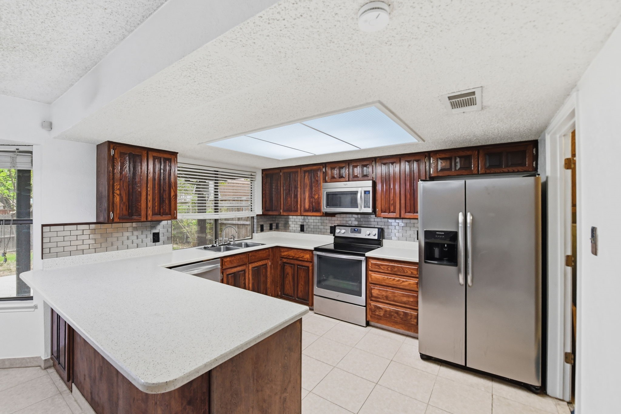 3021 Mossy Oak Lane Bedford TX 76021