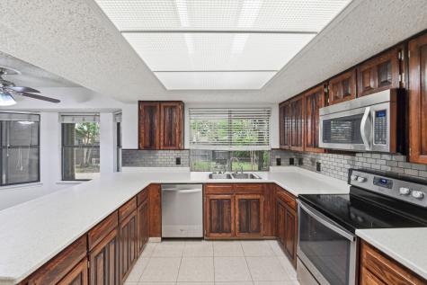 3021 Mossy Oak Lane Bedford TX 76021
