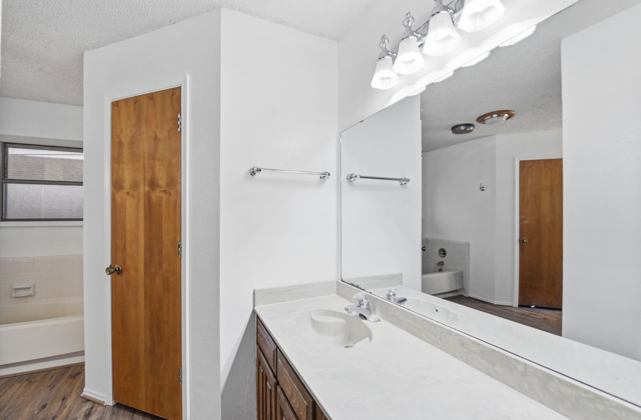 3021 Mossy Oak Lane Bedford TX 76021