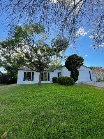 1609 Pilot Way Garland TX 75040