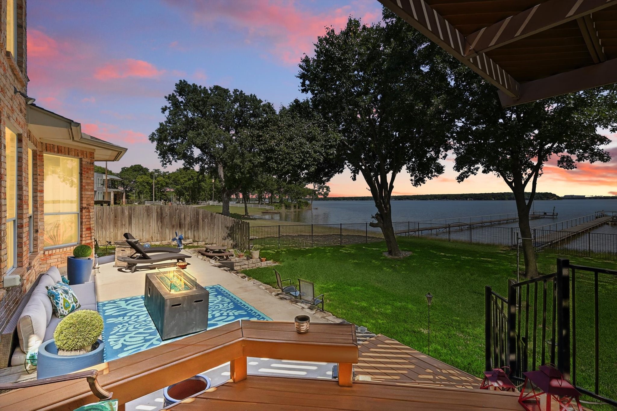 8913 Sunrise Point Court Fort Worth TX 76135