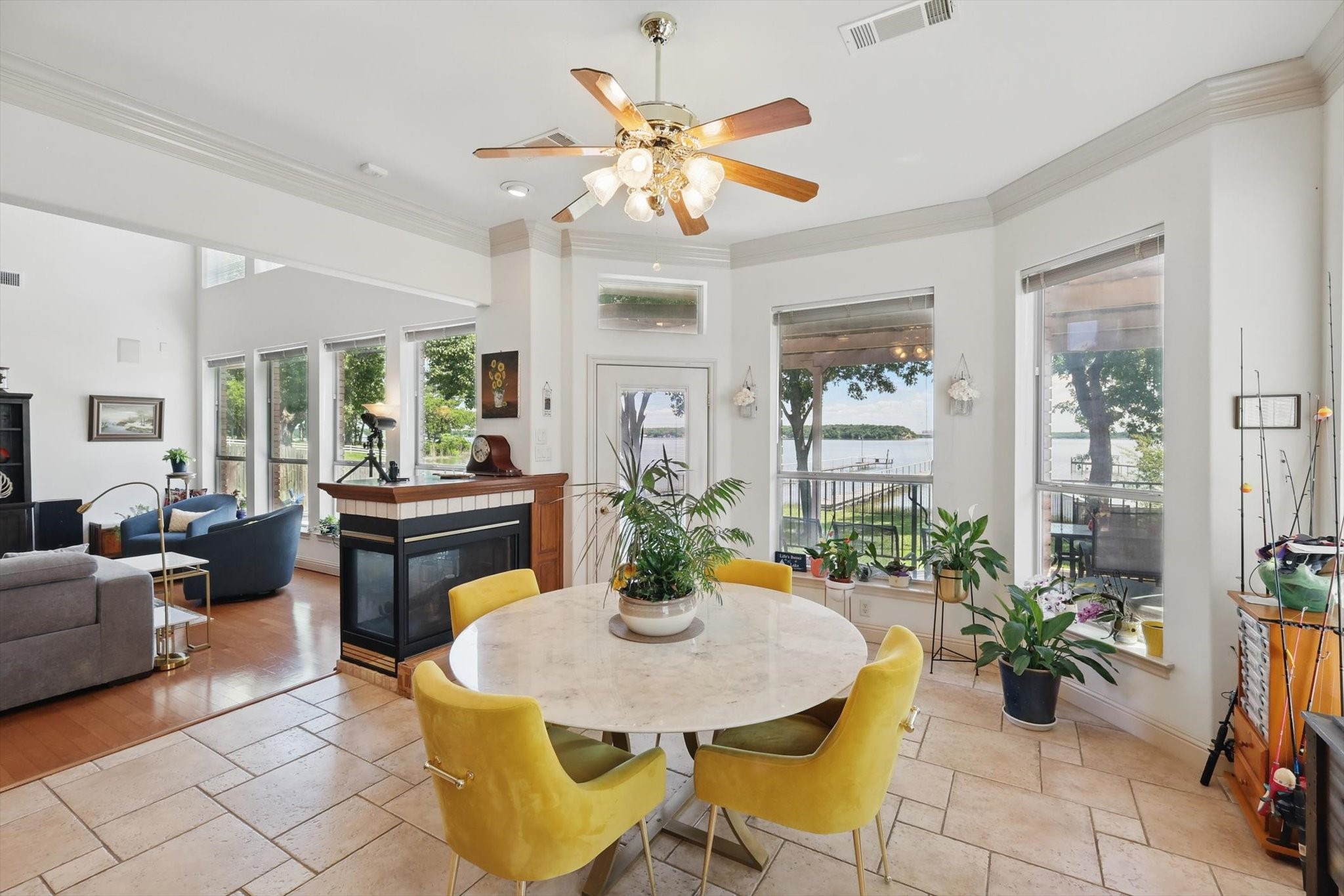 8913 Sunrise Point Court Fort Worth TX 76135