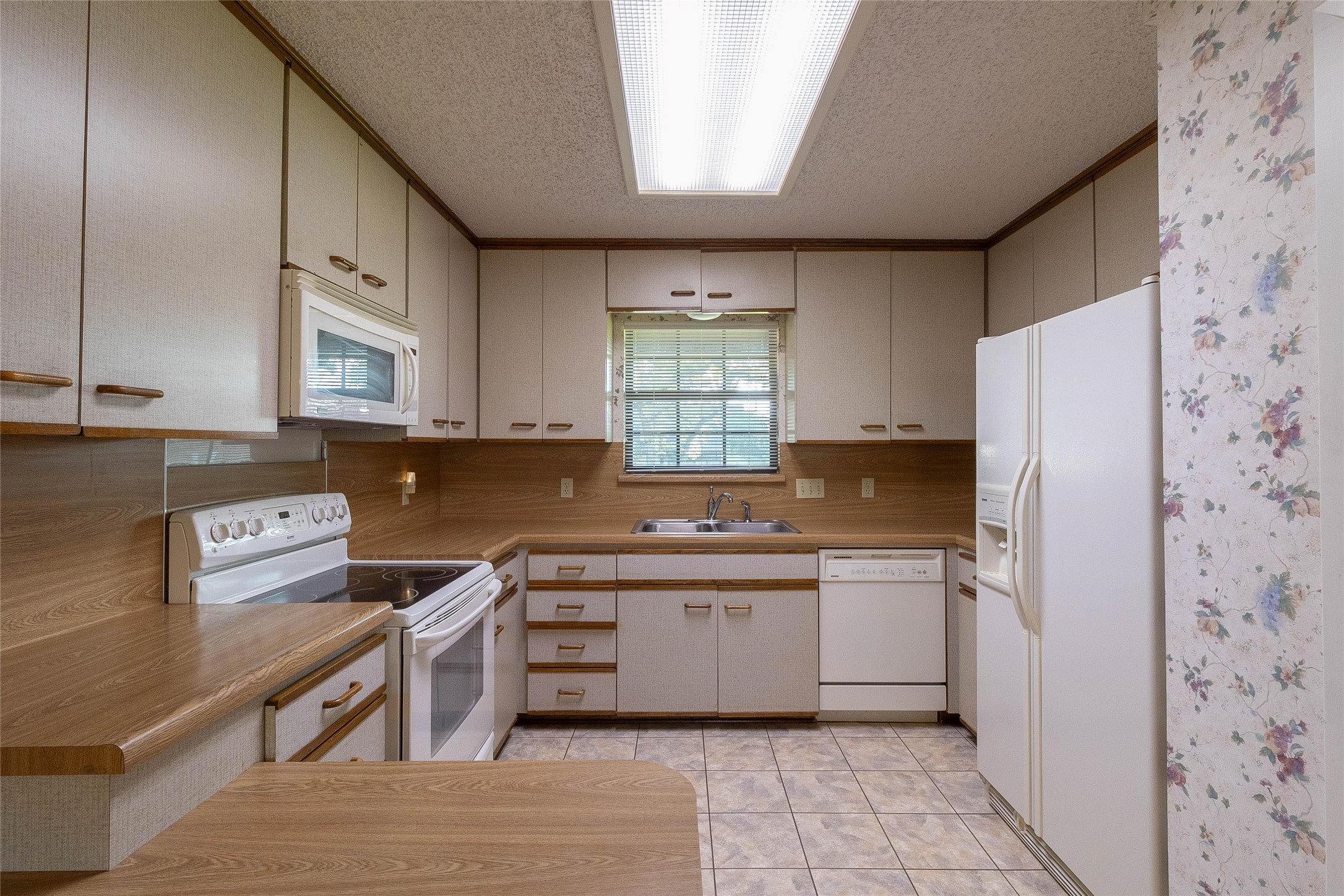 3065 Summit Drive Belton TX 76513