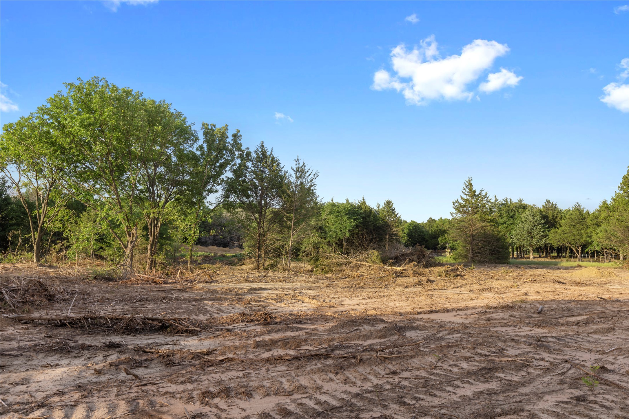 8016 E Us Highway 82 Gainesville TX 76240