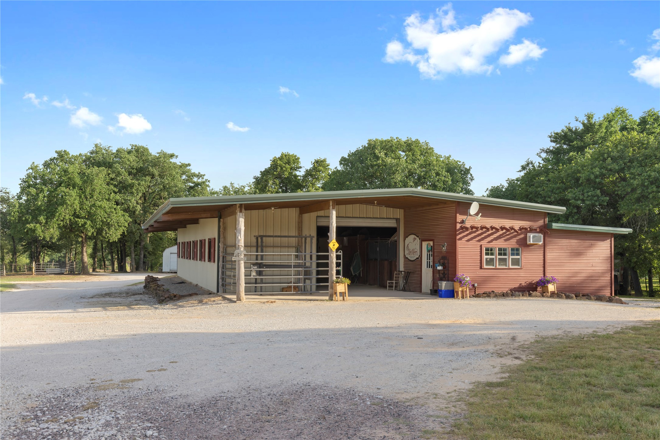 8016 E Us Highway 82 Gainesville TX 76240