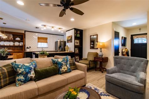 818 E Heath Street Rockwall TX 75087