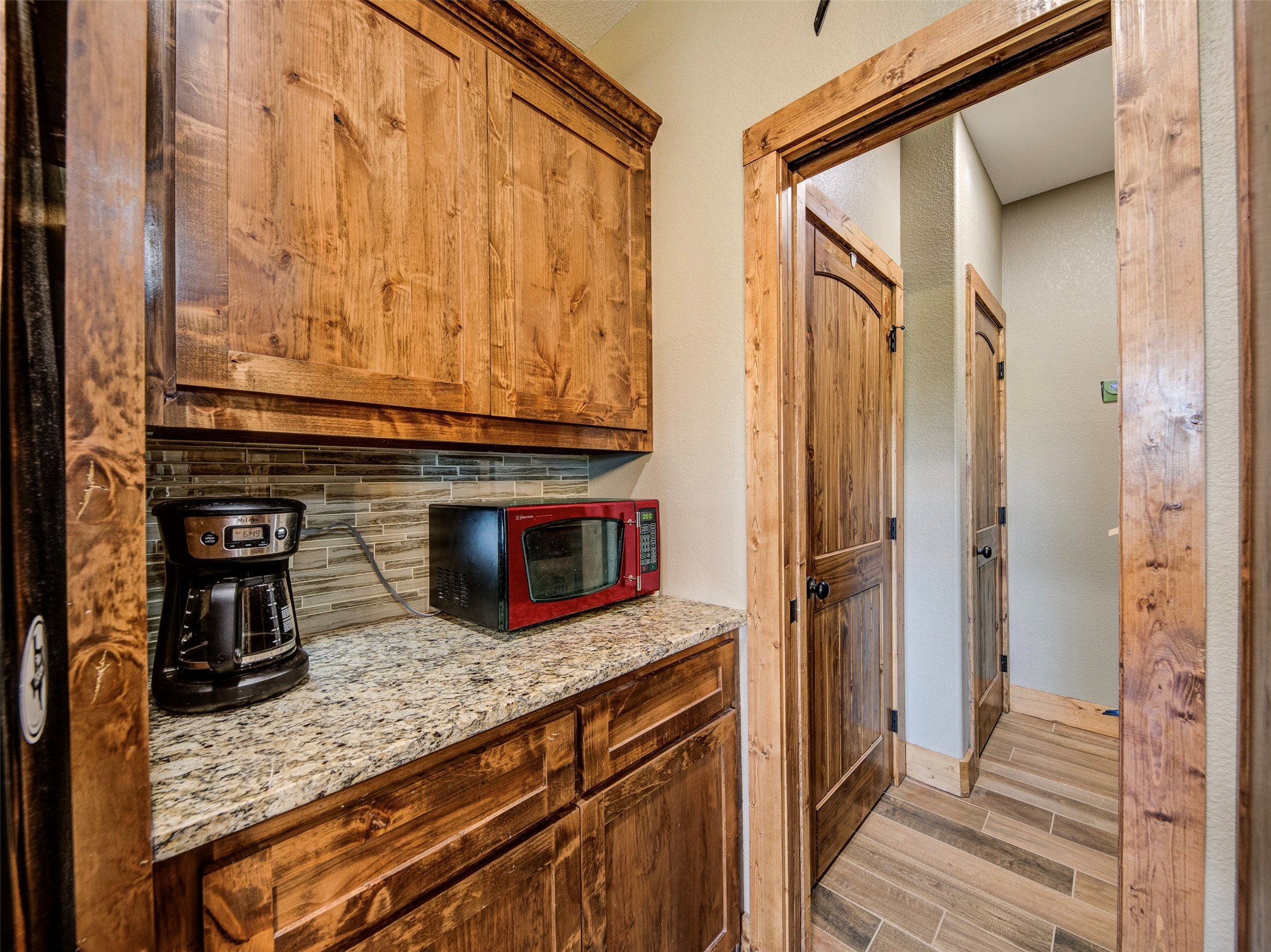 1020 County Road 1596 Alvord TX 76225