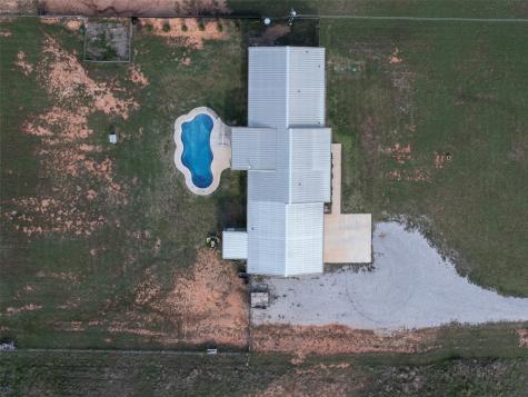 1020 County Road 1596 Alvord TX 76225