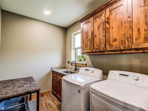 1020 County Road 1596 Alvord TX 76225