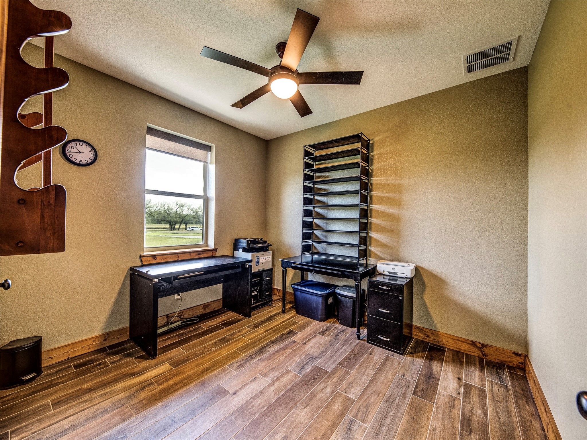 1020 County Road 1596 Alvord TX 76225