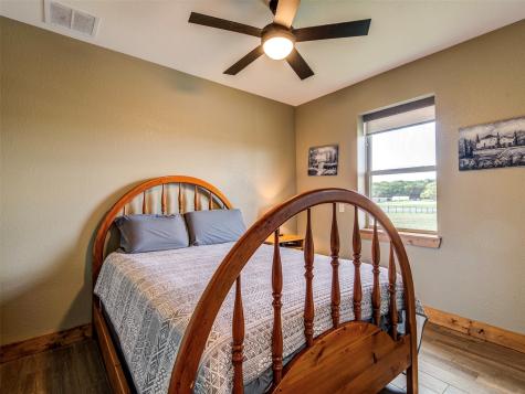 1020 County Road 1596 Alvord TX 76225