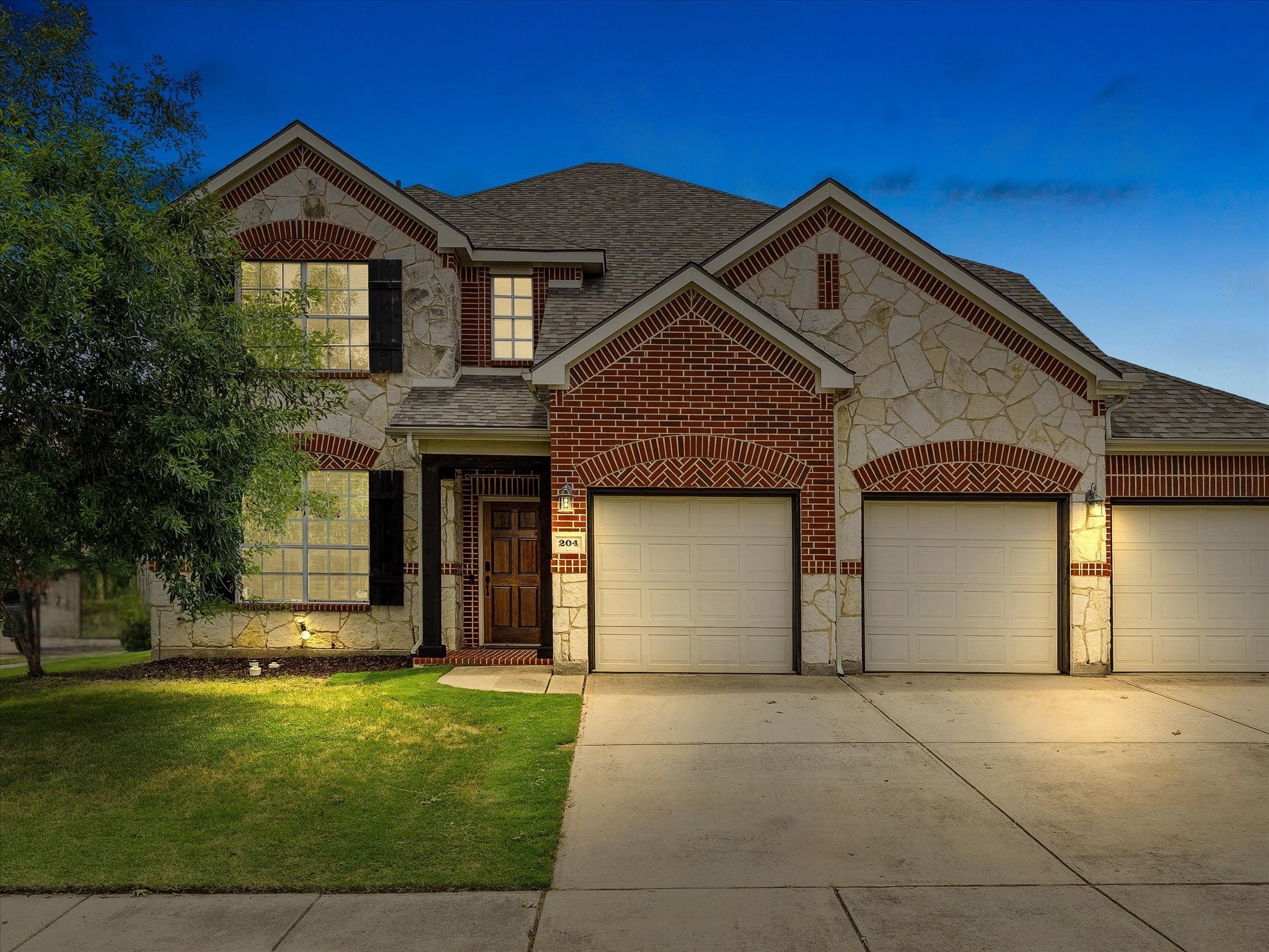 204 Leonard Way Fate TX 75087