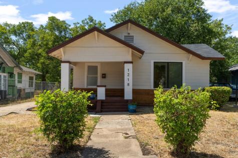 1218 Strickland Street Dallas TX 75216