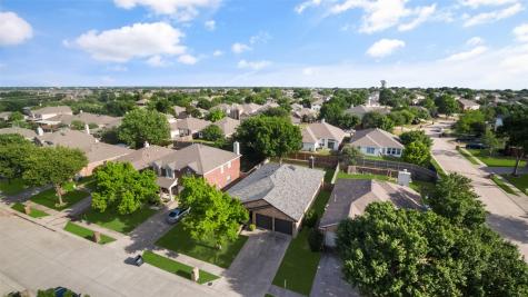 9113 Warren Drive Mckinney TX 75071