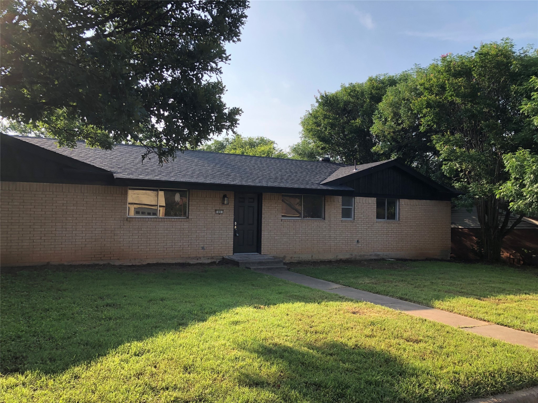1801 SE 23rd Avenue Mineral Wells TX 76067