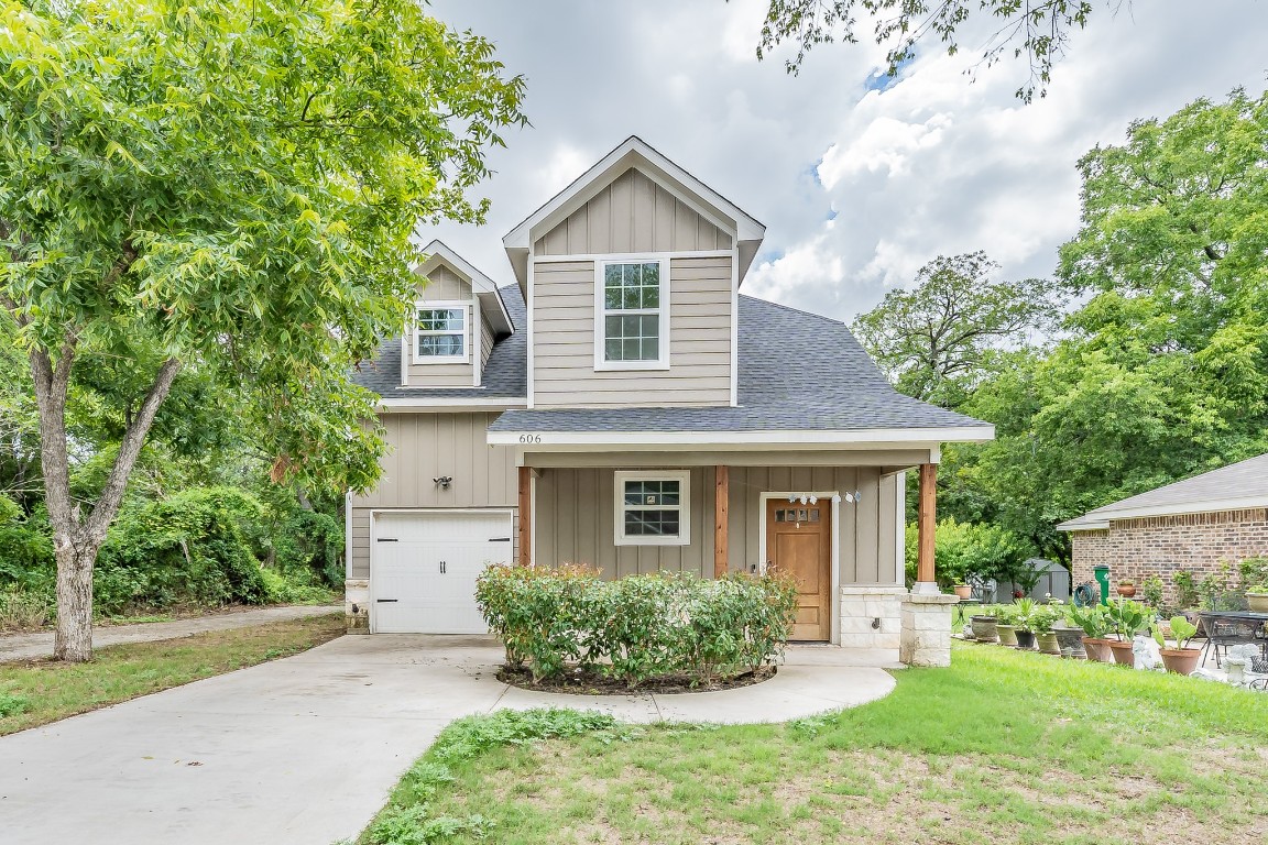 606 E Jefferson Street Waxahachie TX 75165