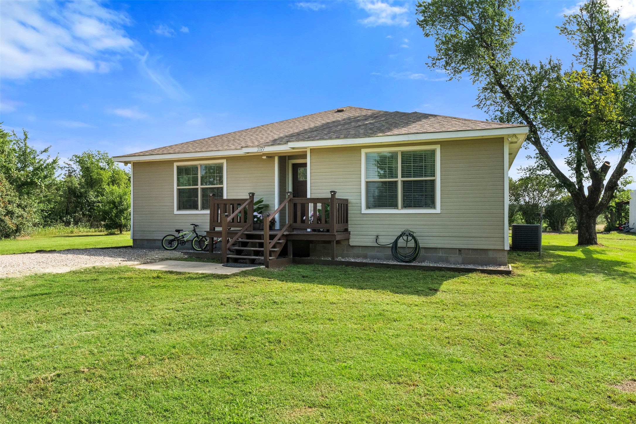 3727 SW County Road 1160 Corsicana TX 75110