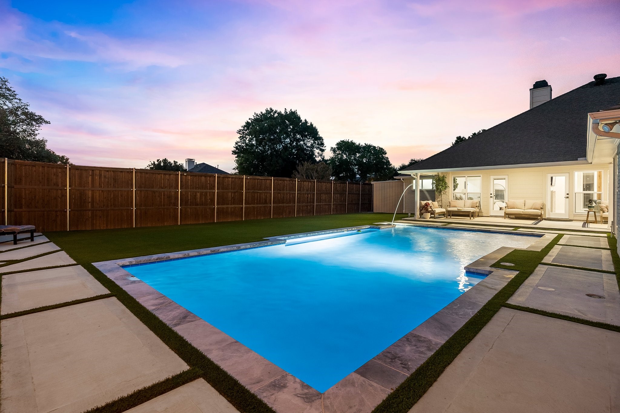 4102 Cobblers Lane Dallas TX 75287