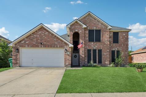 822 Christine Drive Cedar Hill TX 75104