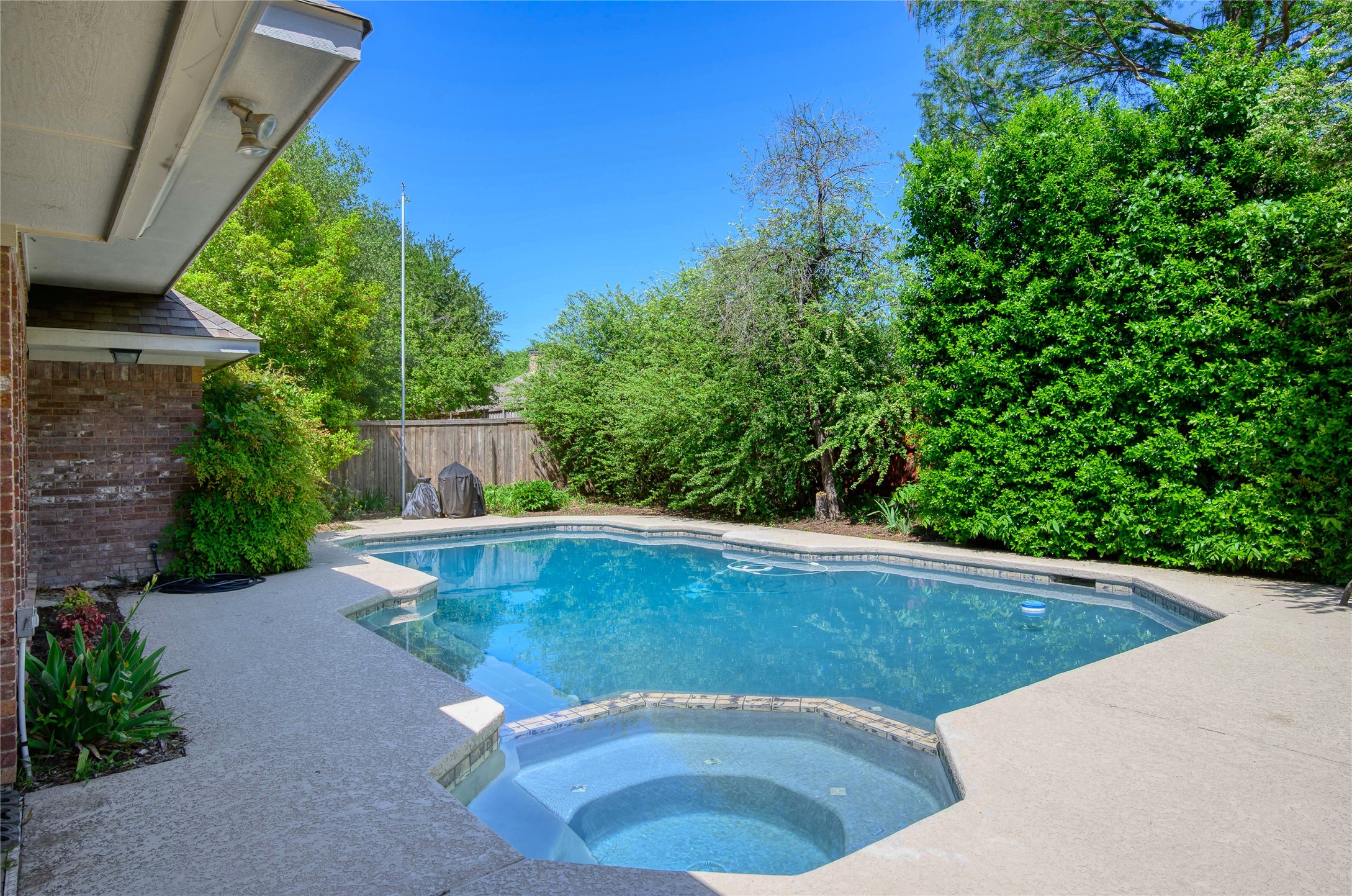 401 Cove Circle Mckinney TX 75071