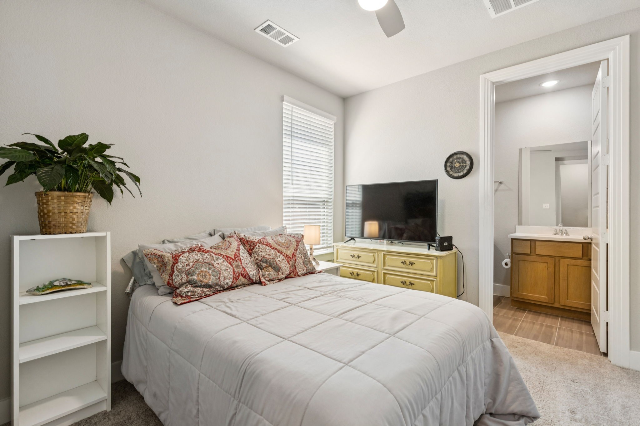 1925 Pelham Drive Aubrey TX 76227
