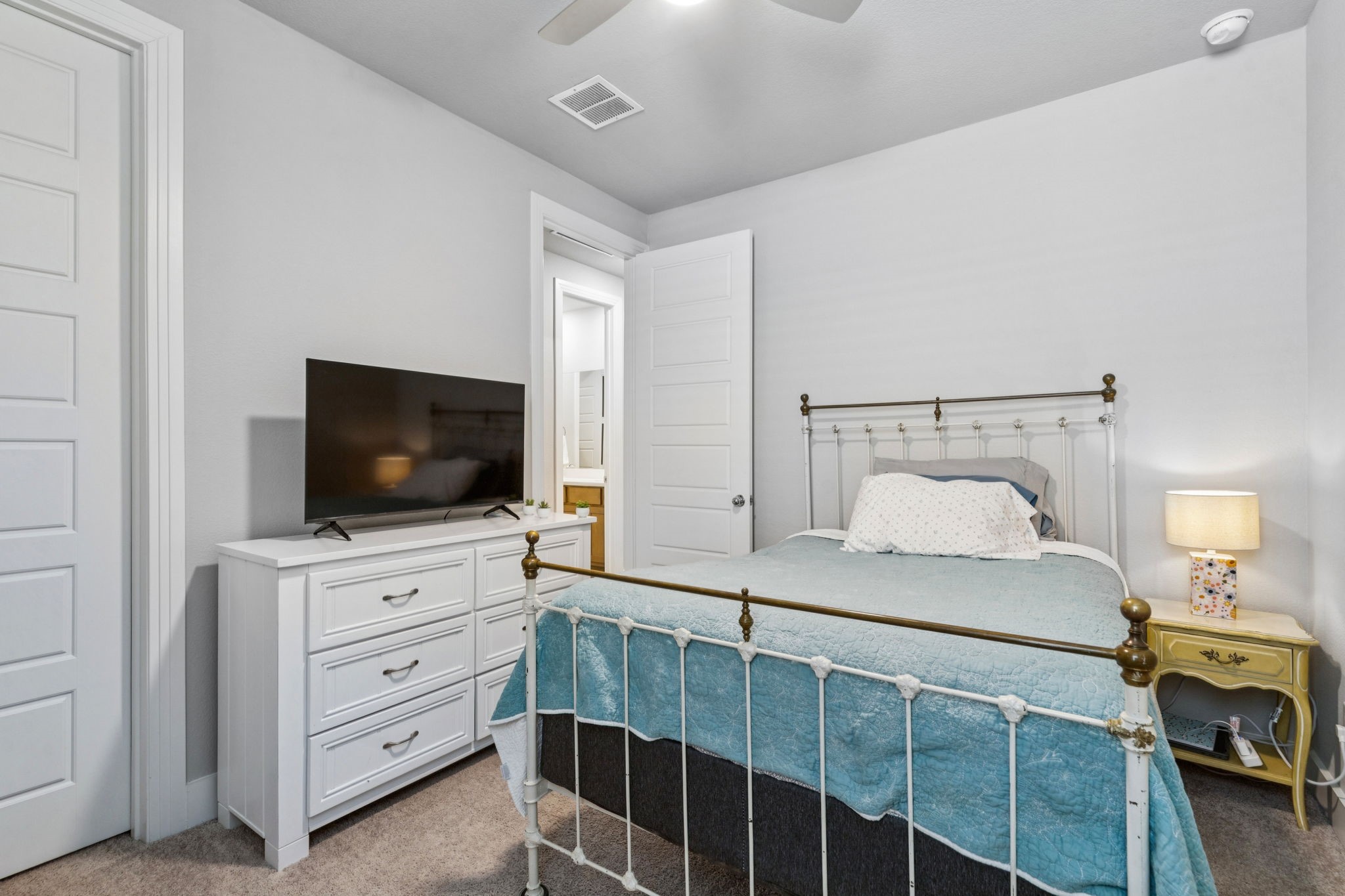 1925 Pelham Drive Aubrey TX 76227