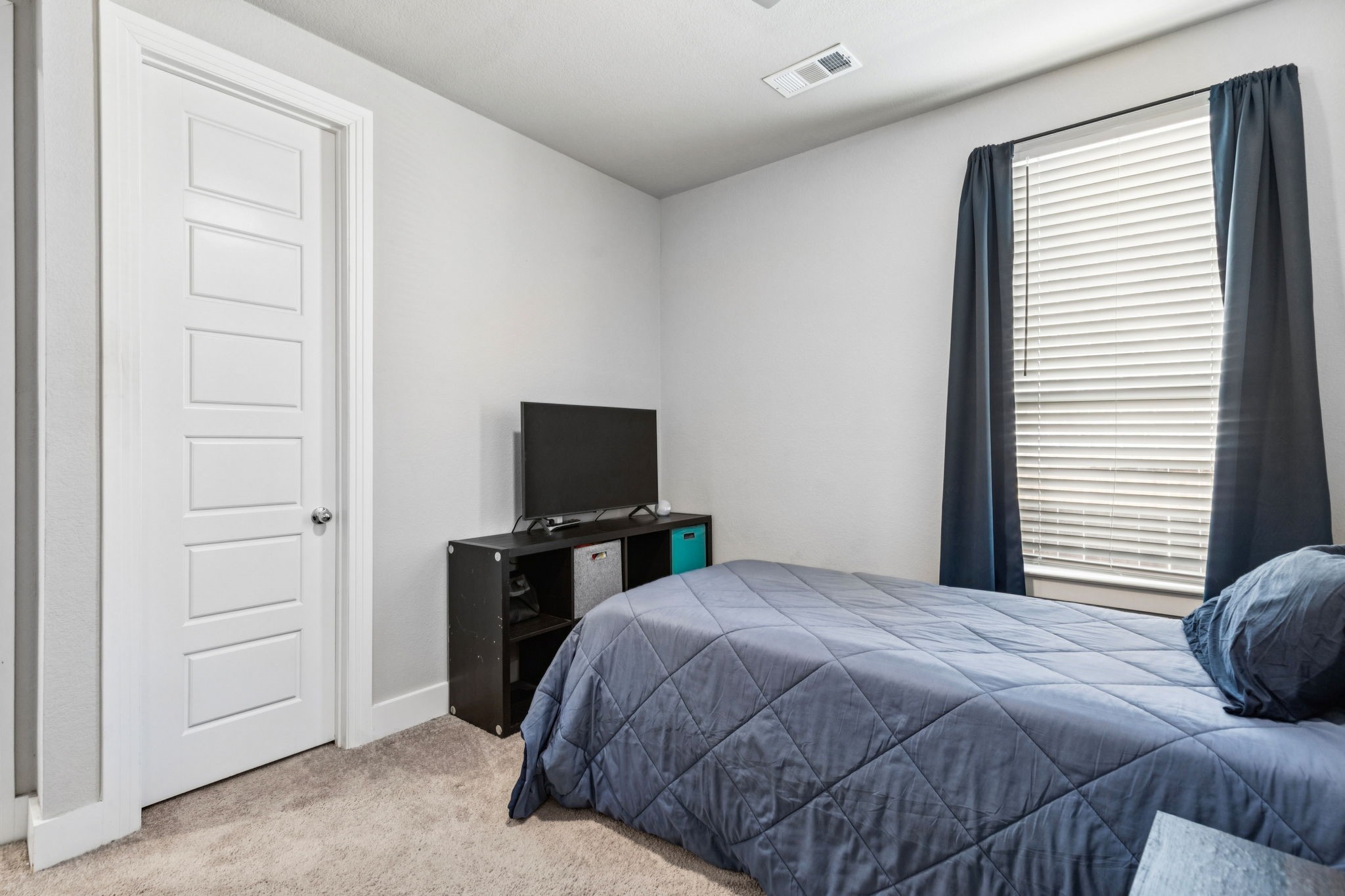 1925 Pelham Drive Aubrey TX 76227