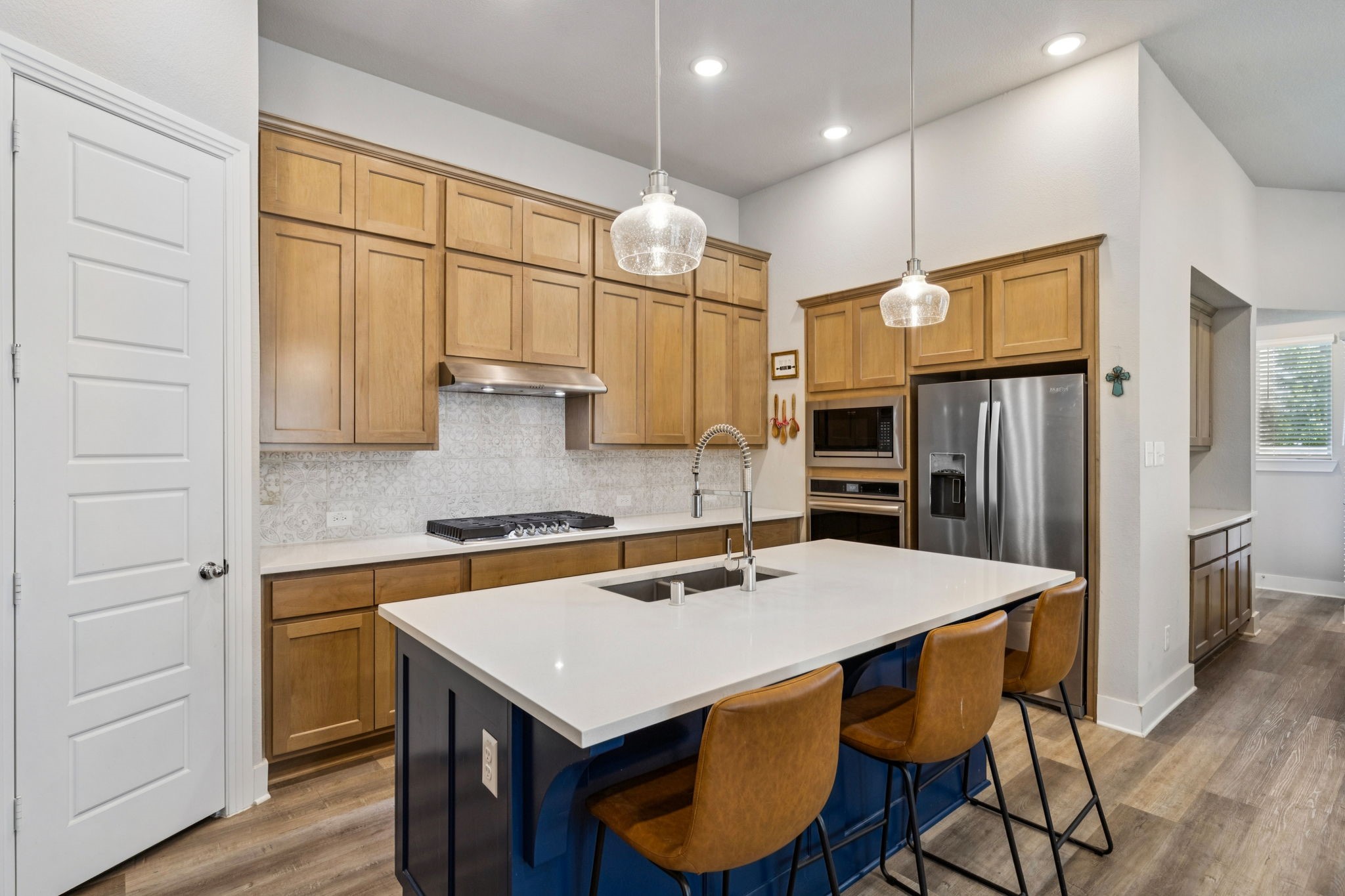 1925 Pelham Drive Aubrey TX 76227