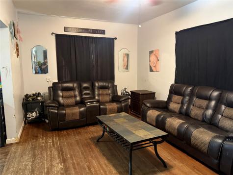 1702 Avenue C Brownwood TX 76801
