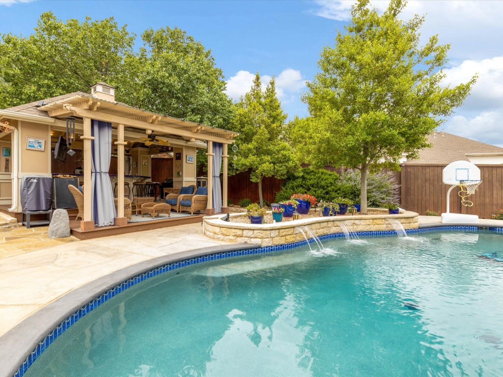 6308 Dawn Hills Drive Fort Worth TX 76132