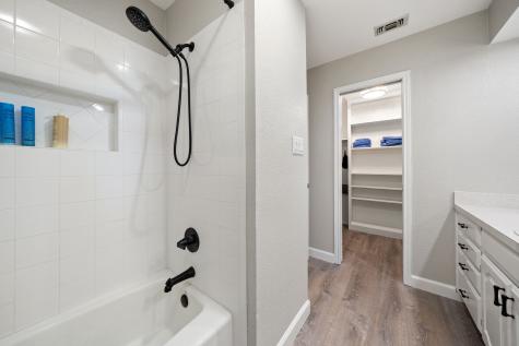 1814 Lakeridge Drive Weatherford TX 76087