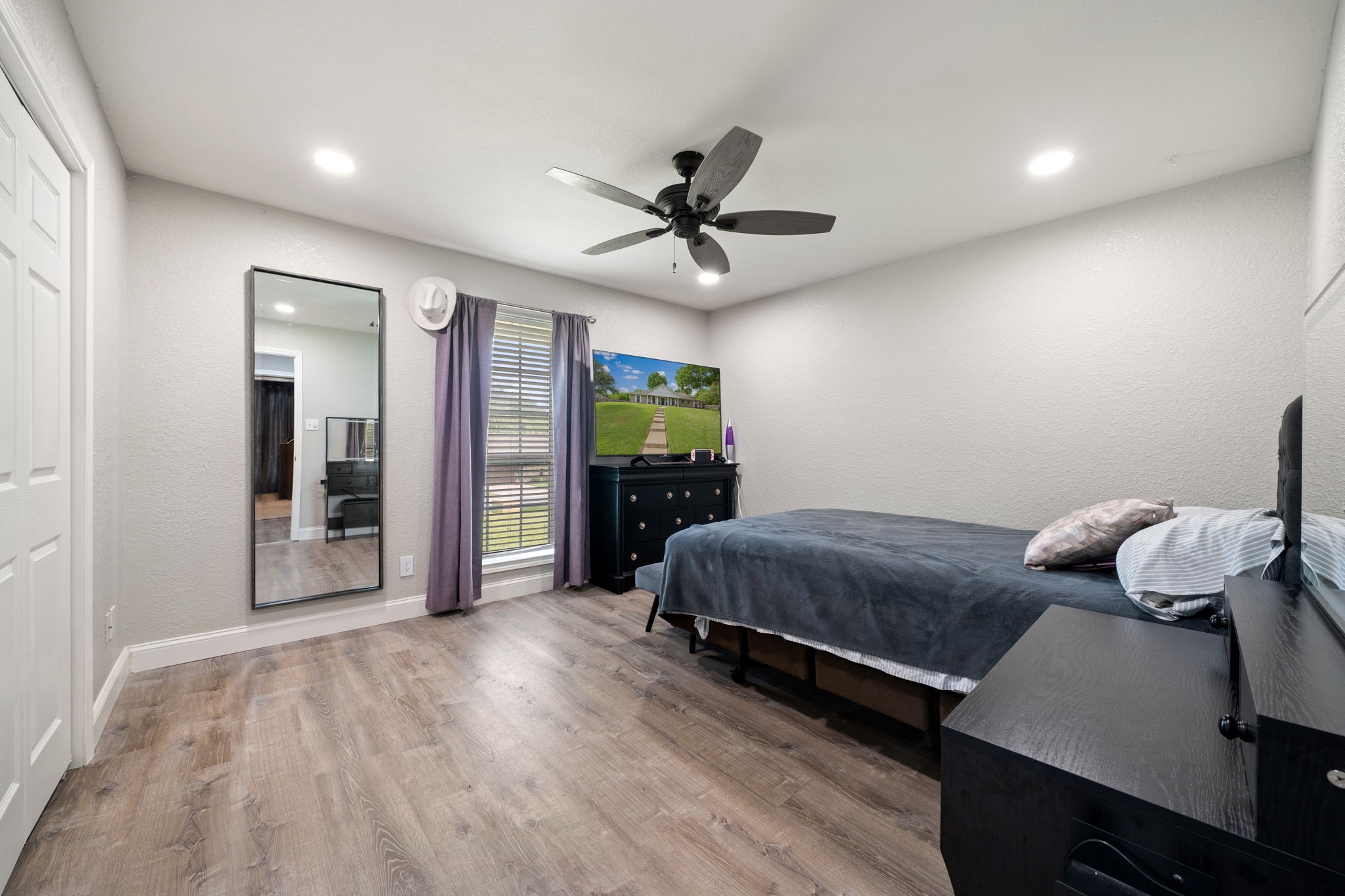 1814 Lakeridge Drive Weatherford TX 76087