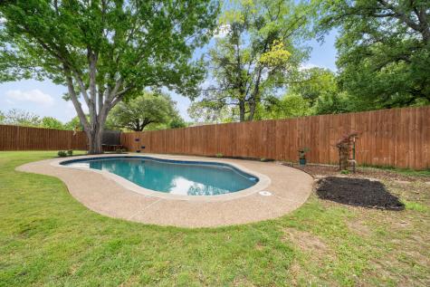 1814 Lakeridge Drive Weatherford TX 76087