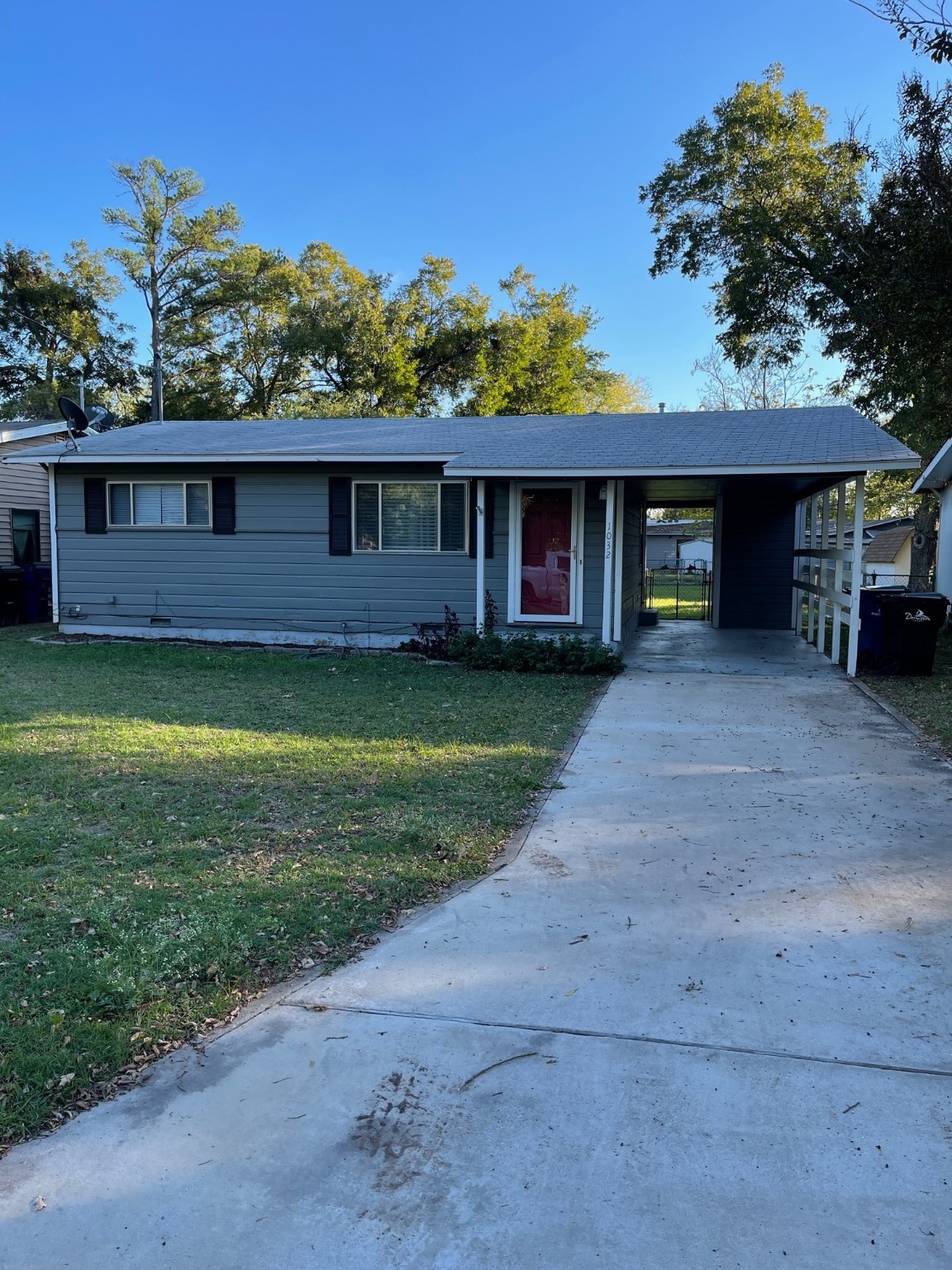 1032 W Florence Street Denison TX 75020