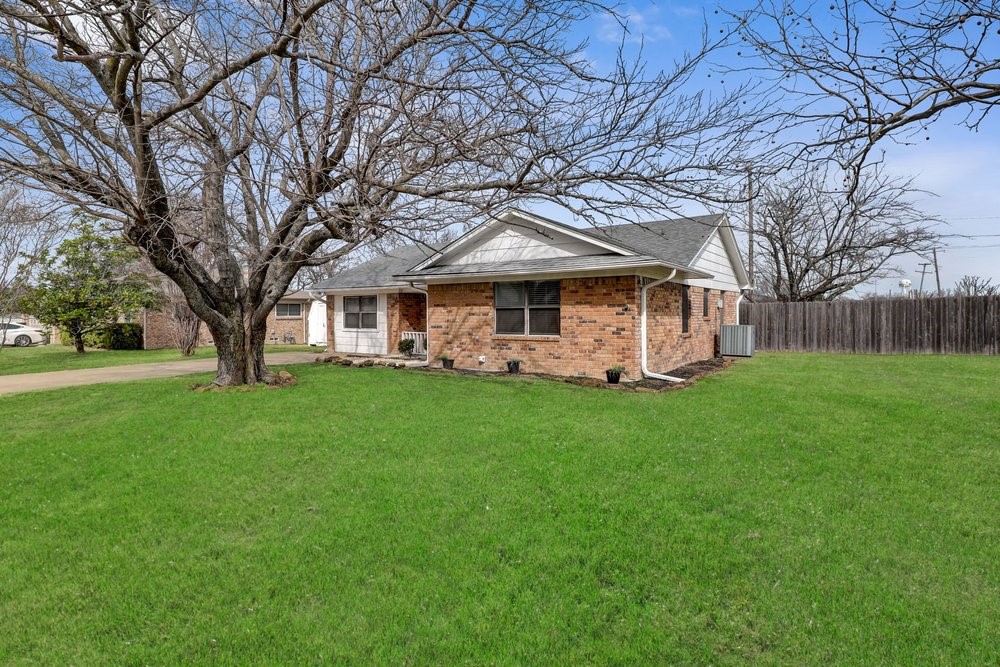 324 Allenwood Drive Princeton TX 75407
