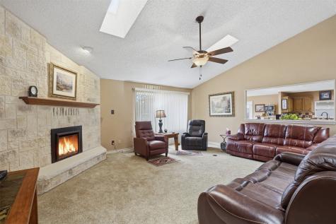 4021 Dakota Trail Granbury TX 76048