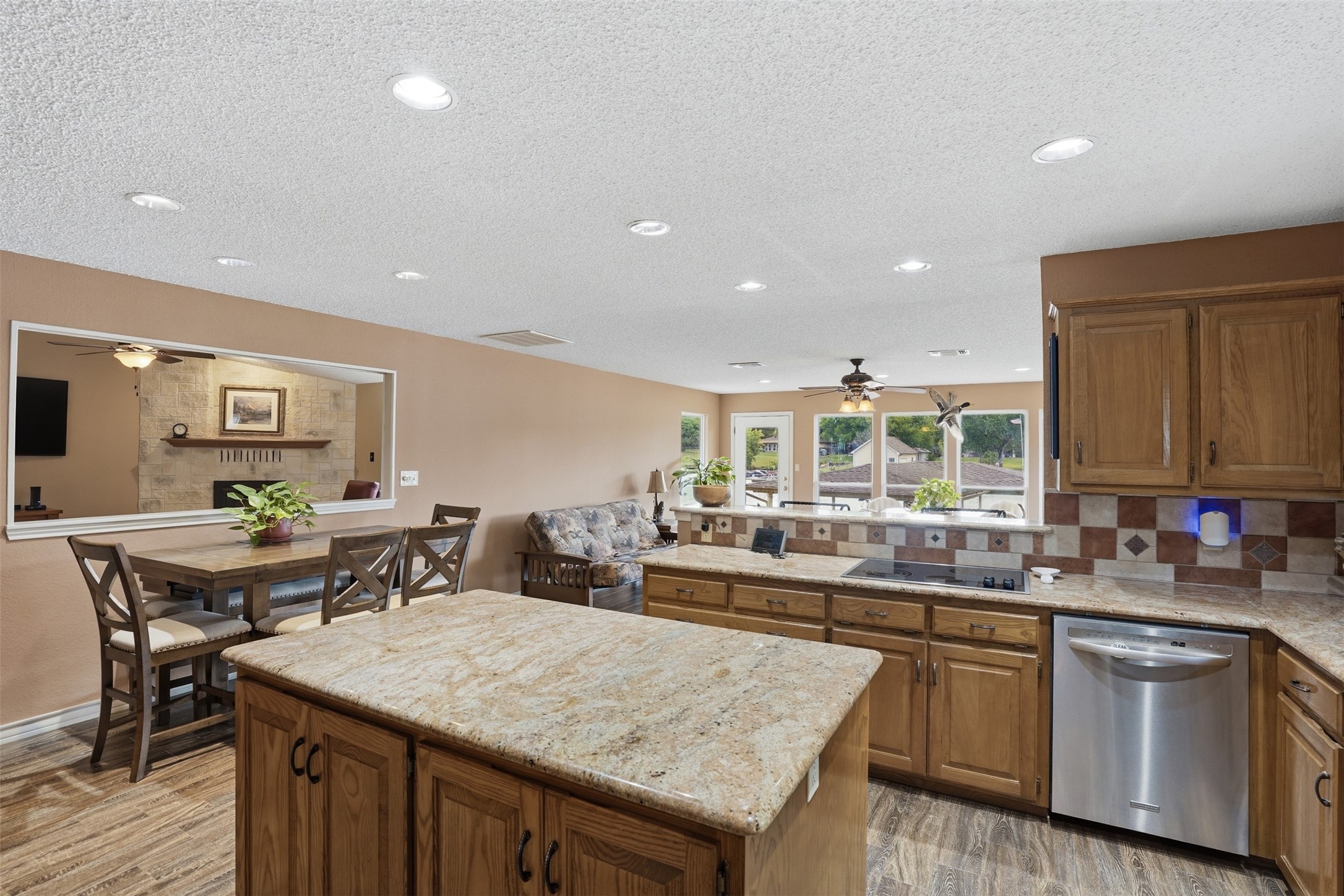 4021 Dakota Trail Granbury TX 76048