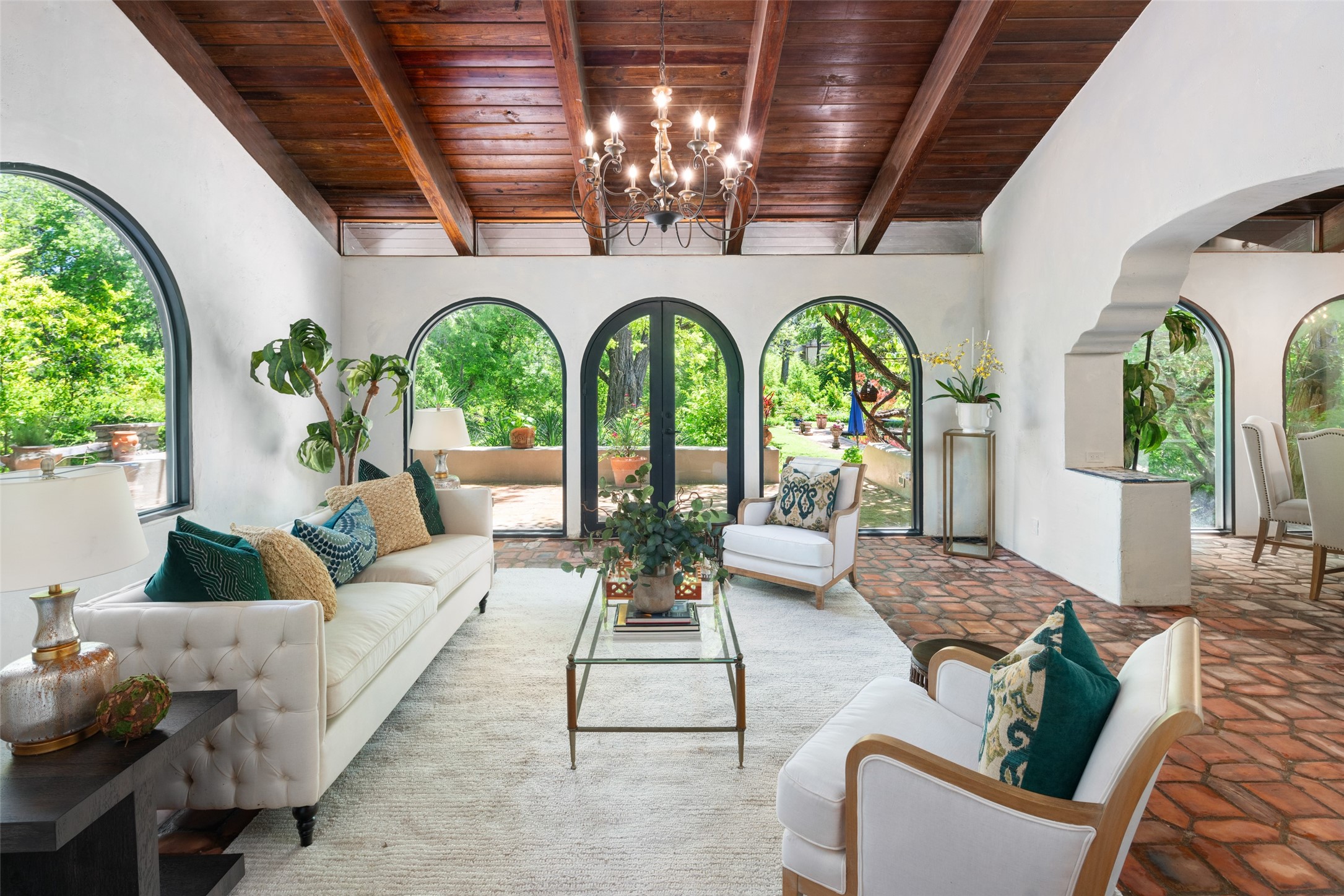 9308 Guernsey Lane Dallas TX 75220