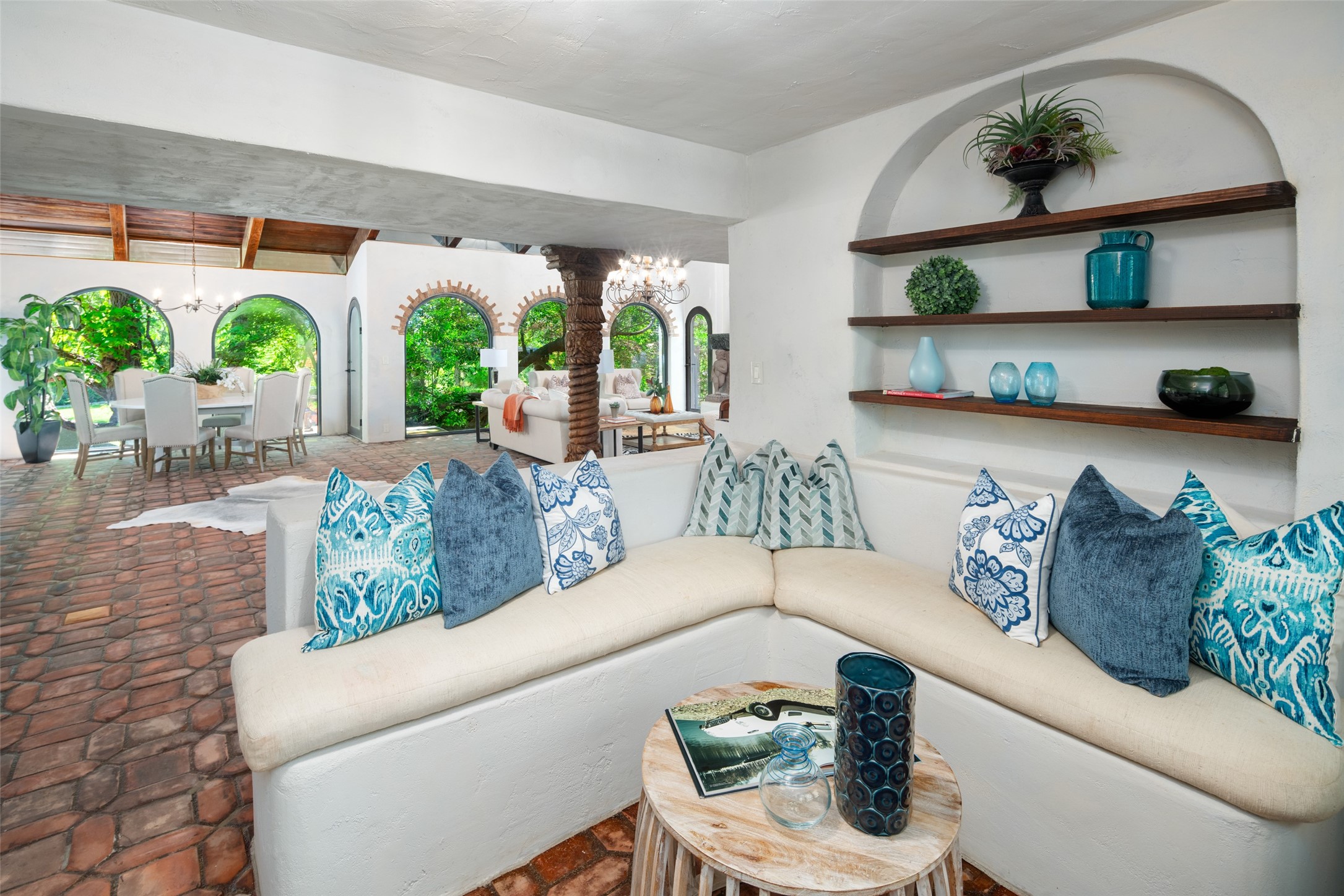 9308 Guernsey Lane Dallas TX 75220