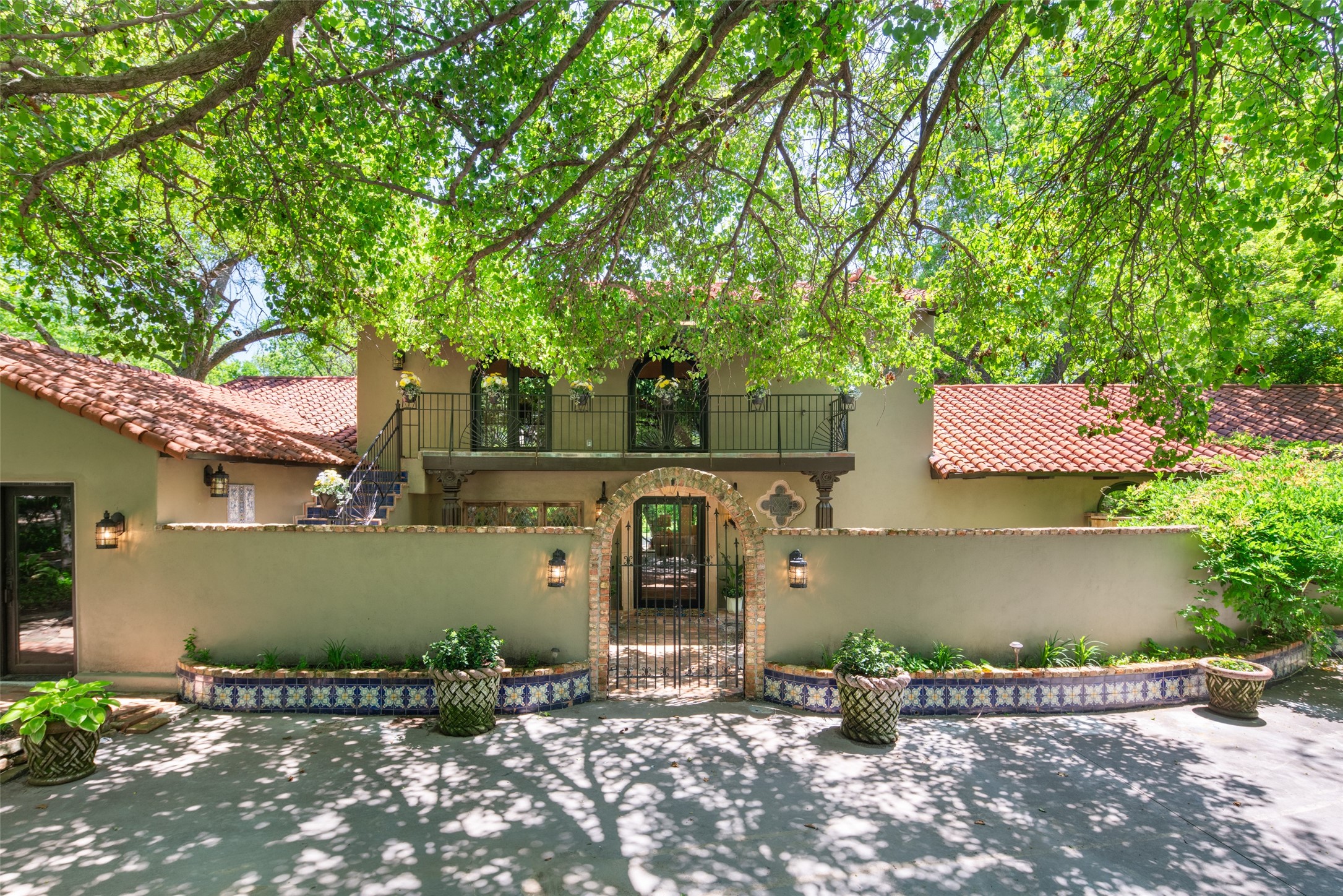 9308 Guernsey Lane Dallas TX 75220