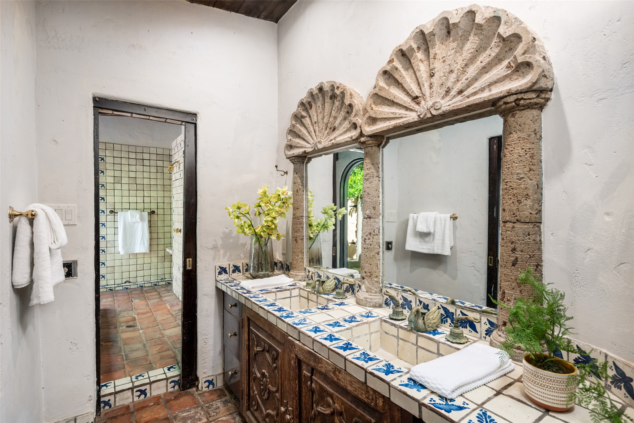 9308 Guernsey Lane Dallas TX 75220