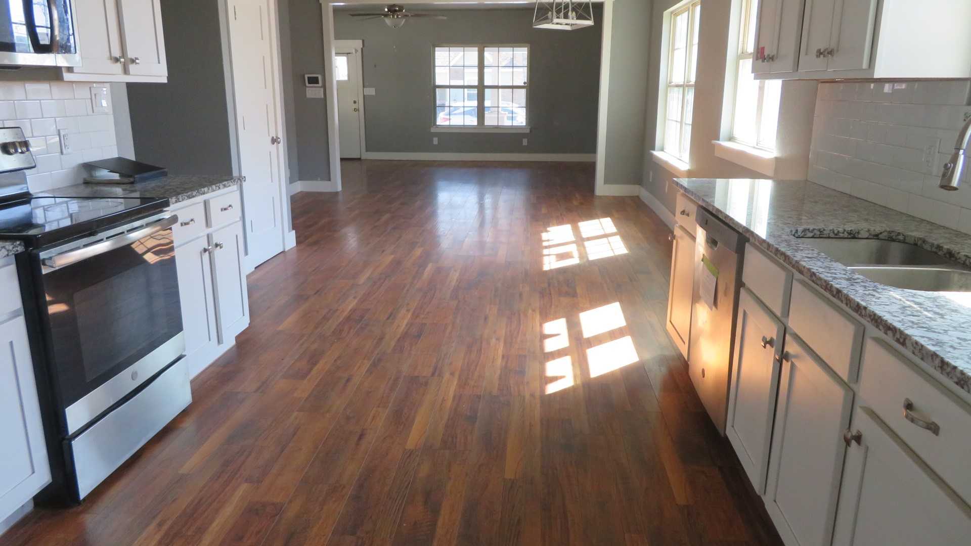 107 Scurlock Avenue Cleburne TX 76031