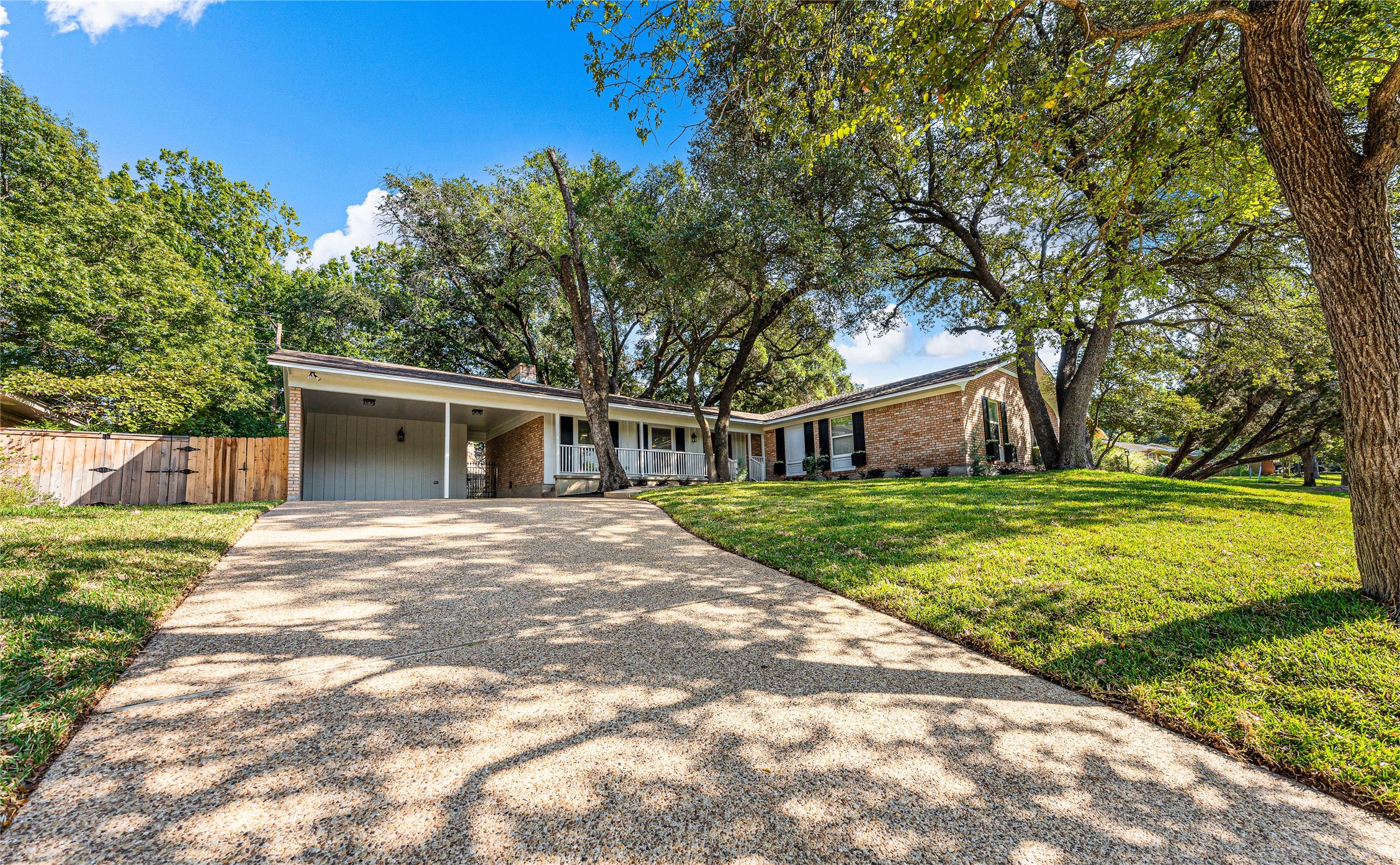 2901 Woodland Drive Waco TX 76710
